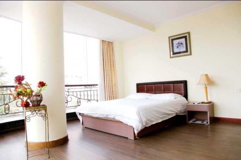 Fortune Business Hotel Csingtao Kültér fotó