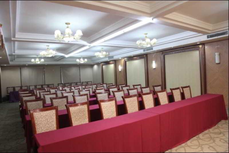Fortune Business Hotel Csingtao Kültér fotó